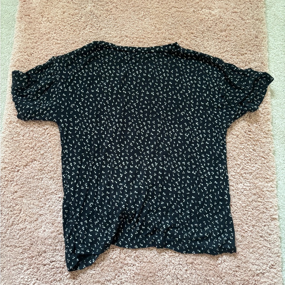 Kid’s tops bundle - Picture 4 of 10